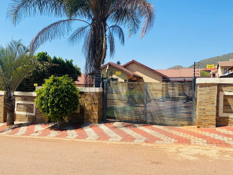 3 Bedroom Property for Sale in Tlhabane West North West
